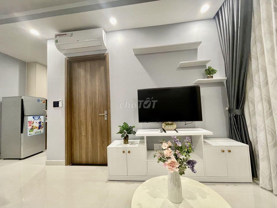Q7 RIVERSIDE NHÀ MỚI 2PN 9.5TR CÓ MÁY LẠNH, FULL ĐẸP 12TR (CHỦ THÂN)