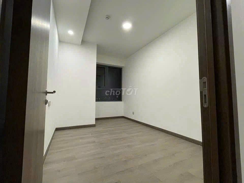 Q7 BOULEVARD BÁN CĂN 2PN HƯỚNG NAM, NHÀ RỘNG, THIỆN CHÍ GIÁ HỮU NGHỊ