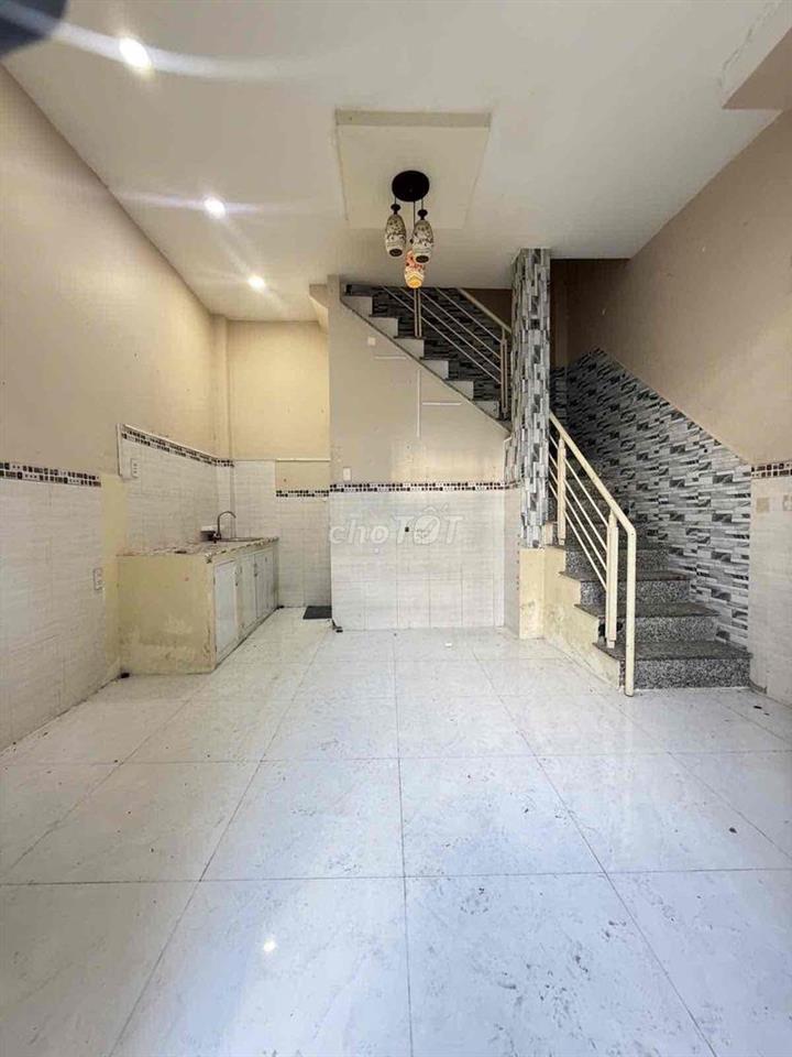 Bán nhà Hẻm 118 Bùi Văn Ba, P. Tân Thuận Đông, Quận 7 - DT 4.2 x 5.2m