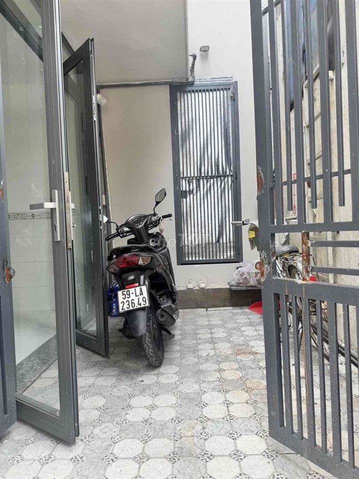 Bán nhà Tân Hưng, Quận 7 - 28.8m2 (3.2m × 9m) - 2 Tầng (1 Trệt 1 Lầu)