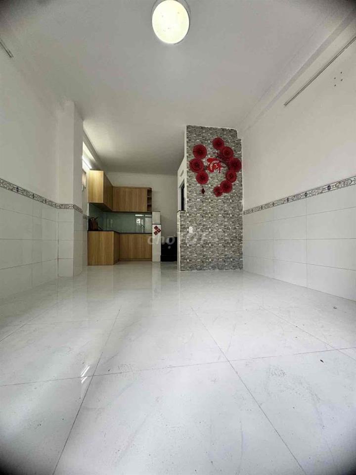 Bán nhà Tân Hưng, Quận 7 - 28.8m2 (3.2m × 9m) - 2 Tầng (1 Trệt 1 Lầu)