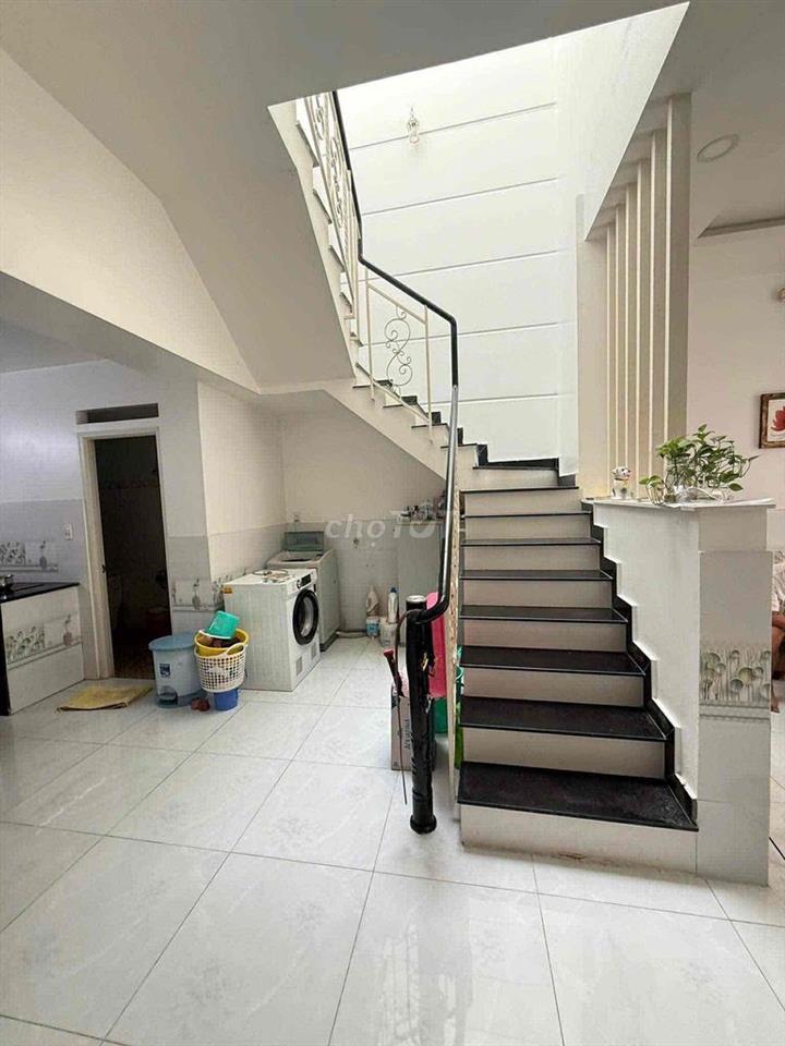 BÁN NHÀ HẺM TRẦN XUÂN SOẠN QUẬN 7, DT 59M2 (4.8x12M), 2 TẦNG, 5.8 TỶ