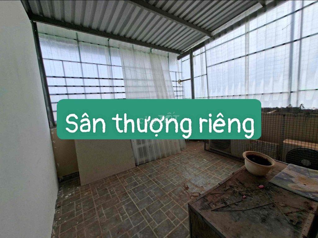 CHO THUÊ CĂN 2 PHÒNG NGỦ + 2 WC CÓ SÂN THƯỢNG RIÊNG – GIÁ 4,5 TRIỆU