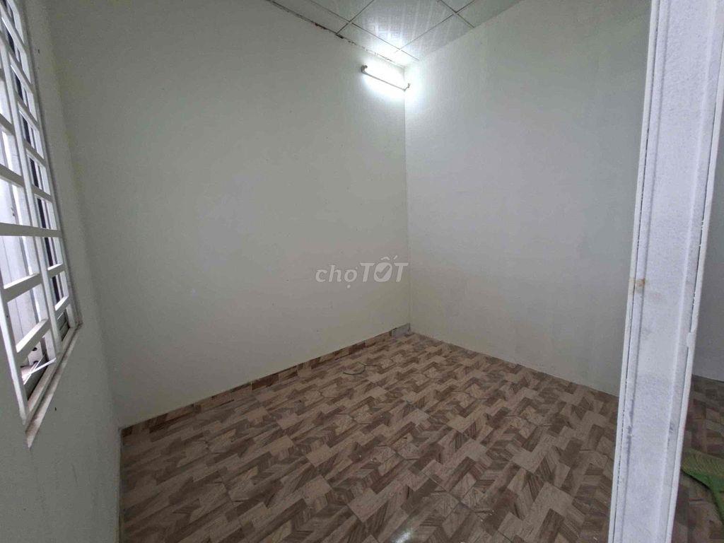 CHO THUÊ CĂN 2 PHÒNG NGỦ + 2 WC CÓ SÂN THƯỢNG RIÊNG – GIÁ 4,5 TRIỆU