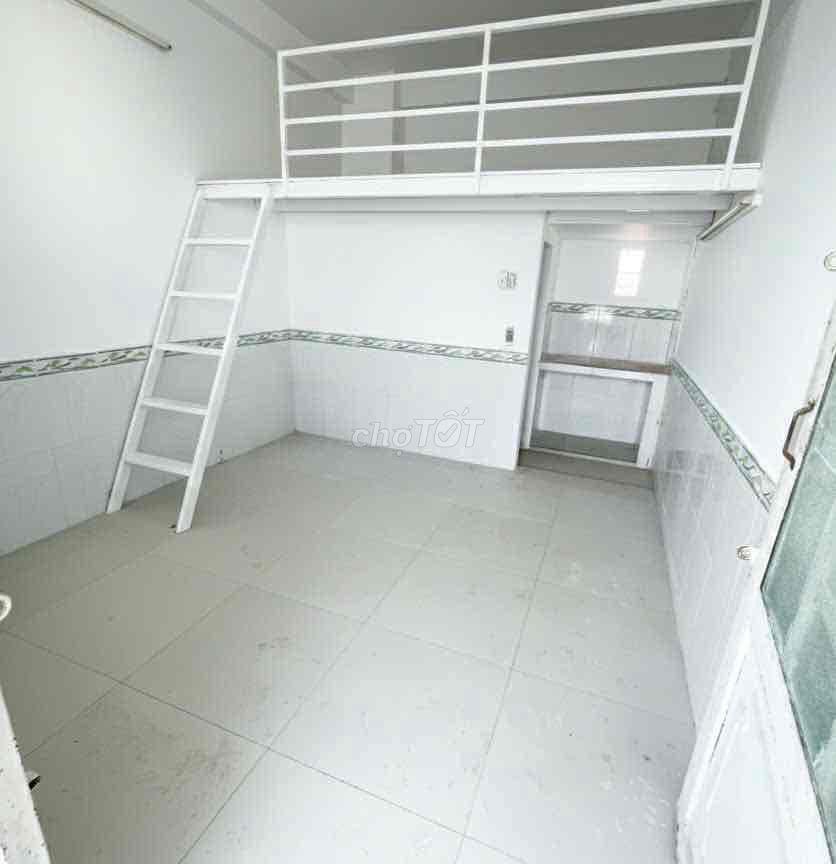 CHO THUÊ PHÒNG TRỌ QUẬN 7 – CÓ GÁC MỚI ĐẸP 3,5 TRIỆU/THÁNG