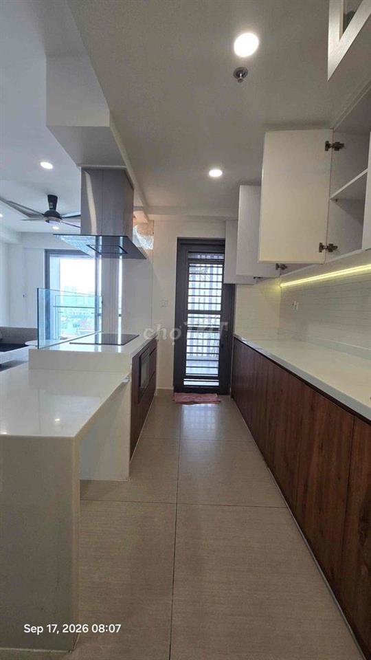 Cho thuê căn hộ 3PN+2WC Urban Hill PMH, Q.7, dt 108m, tầng 8, 36 tr/th