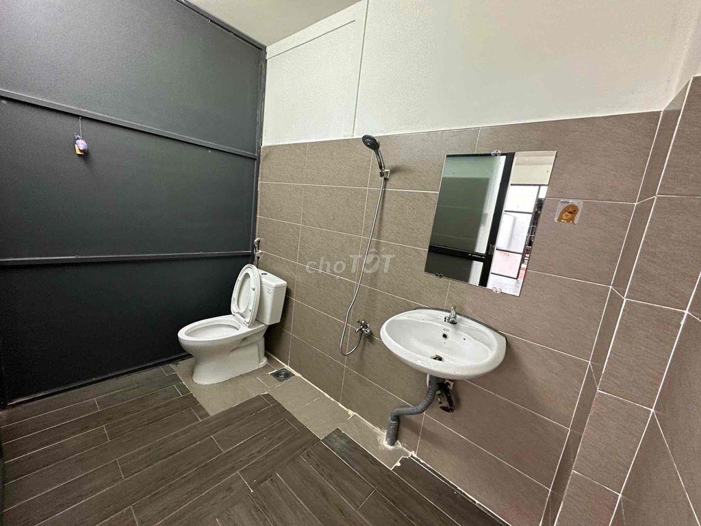 CHO THUÊ NHÀ NC 1 PHÒNG NGỦ + 1 PHÒNG KHÁCH + 1WC RIÊNG, 60M2, 5,5TR