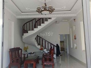 Cho Thuê Nhà Nguyên Căn 5x18m, 1 Trệt 2 Lầu + Sân Thượng, giá 22 Tr/