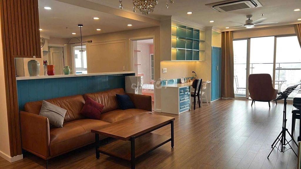 Bán căn hộ 3PN Cosmo ( Go Nguyễn Thị Thập)
