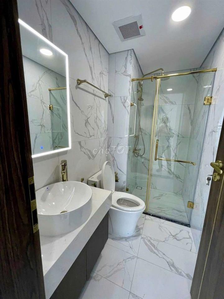 CHO THUÊ CĂN HỘ 3PN COSMO CITY
