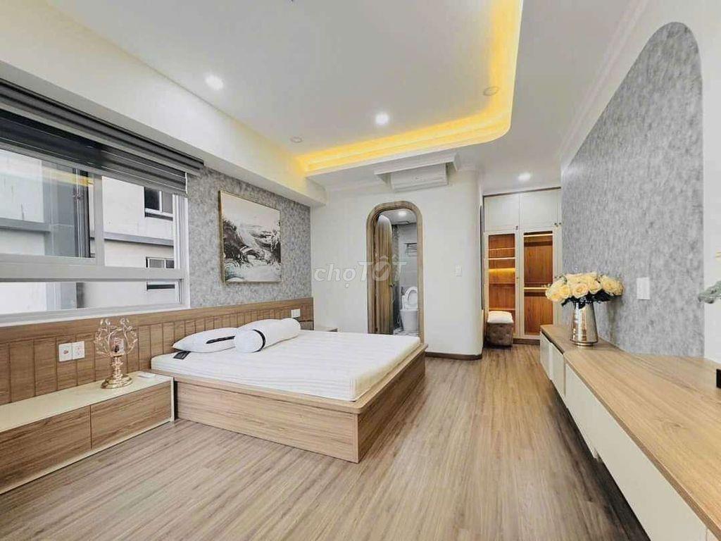 Cho Thuê căn hộ 3pn Cosmo City
