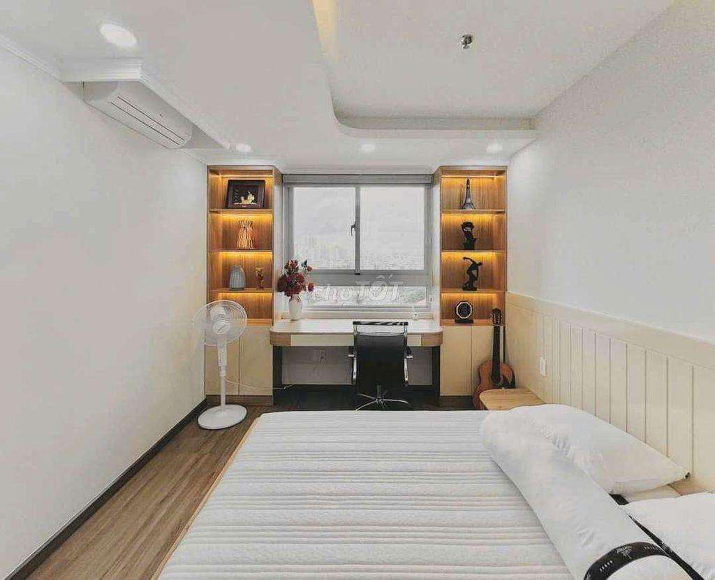 Cho Thuê căn hộ 3pn Cosmo City