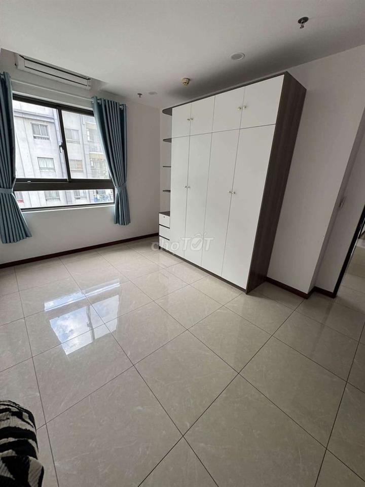 Bán căn hộ 3pn Dockland đã có sổ hồng