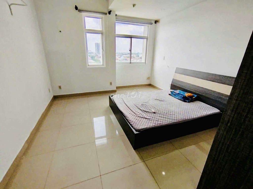 Bán Penthouse Mỹ Viên nhà cũ thích hợp mua về sửa lại ở giá tốt