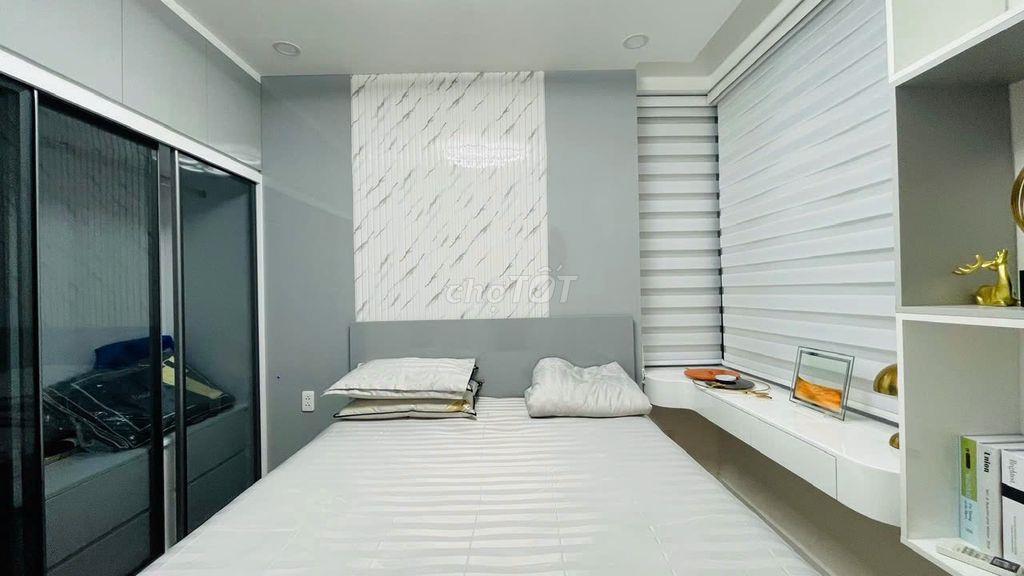 BÁN PRECIA CĂN RẤT ĐẸP, MỚI 3PN, TẶNG BÌNH GIỮ NHIỆT & NÓN BẢO HIỂM 