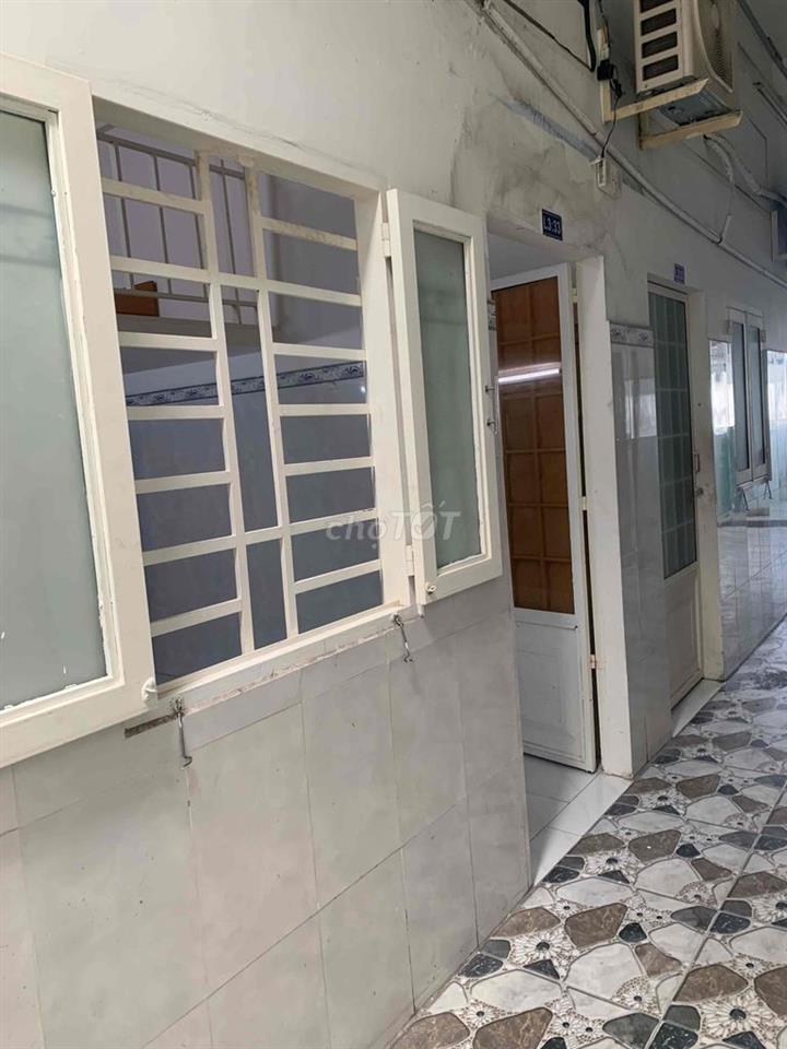 Phòng 45m2 ngay KCX Tân Thuận Q7
