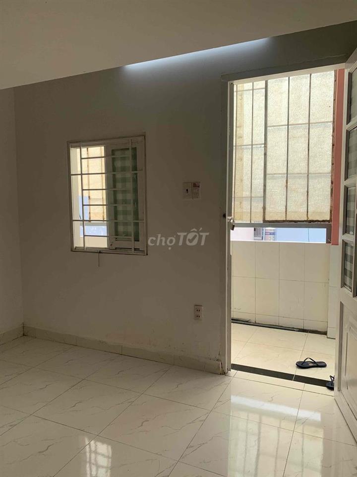 Phòng trọ 45m2 Hẻm 719 Huỳnh Tấn Phát Q7