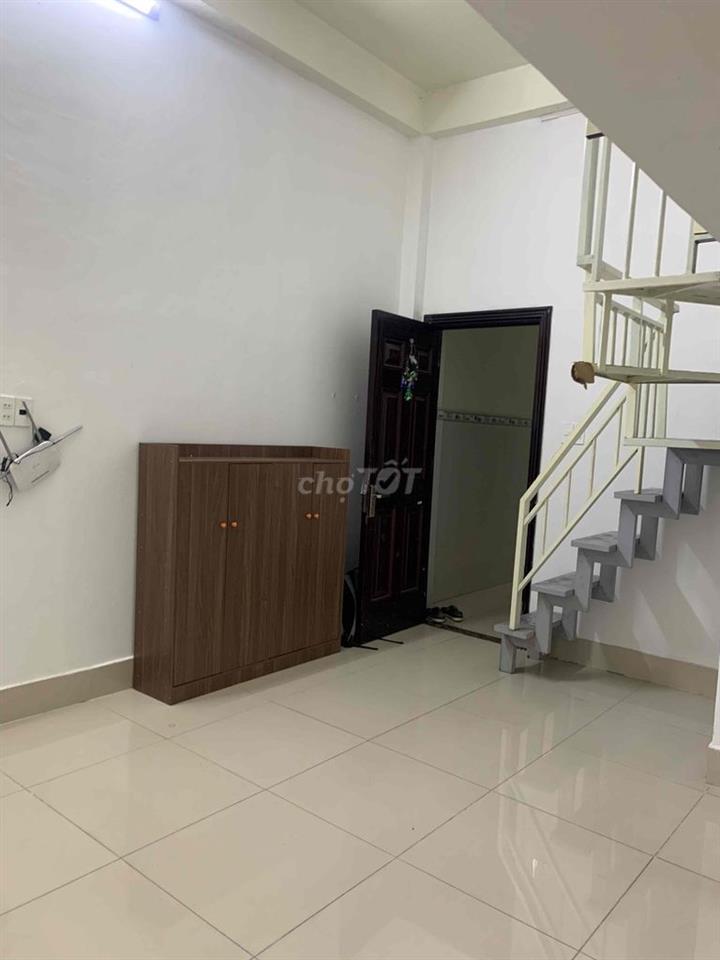 Phòng 55m2 cạnh tr.Maketting Q7