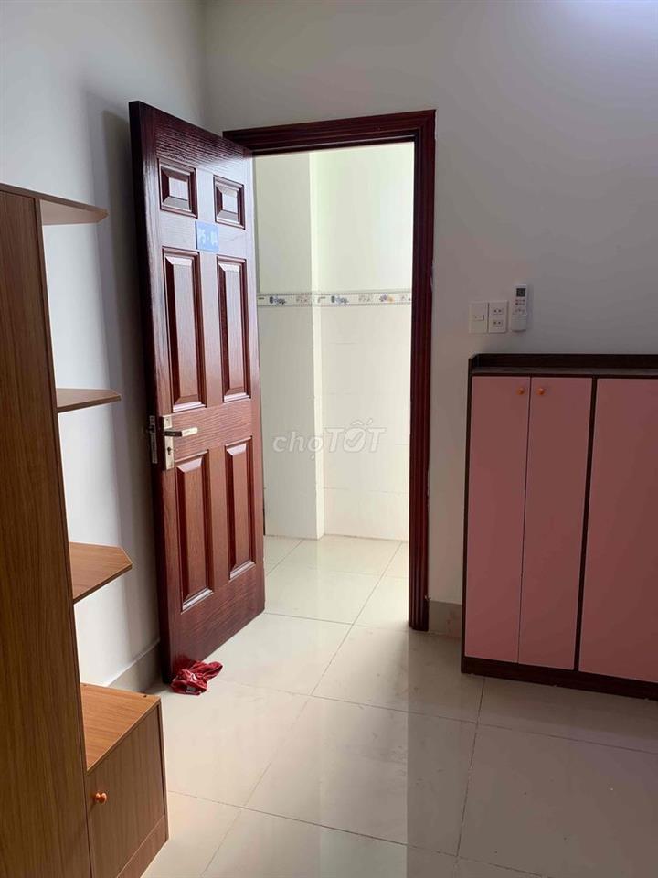 Phòng 48m2 ngay Trường Maketing Q7