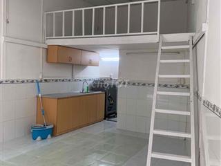 Phòng 60m2 gần ngã 4 HTPhat và HQViet Q7