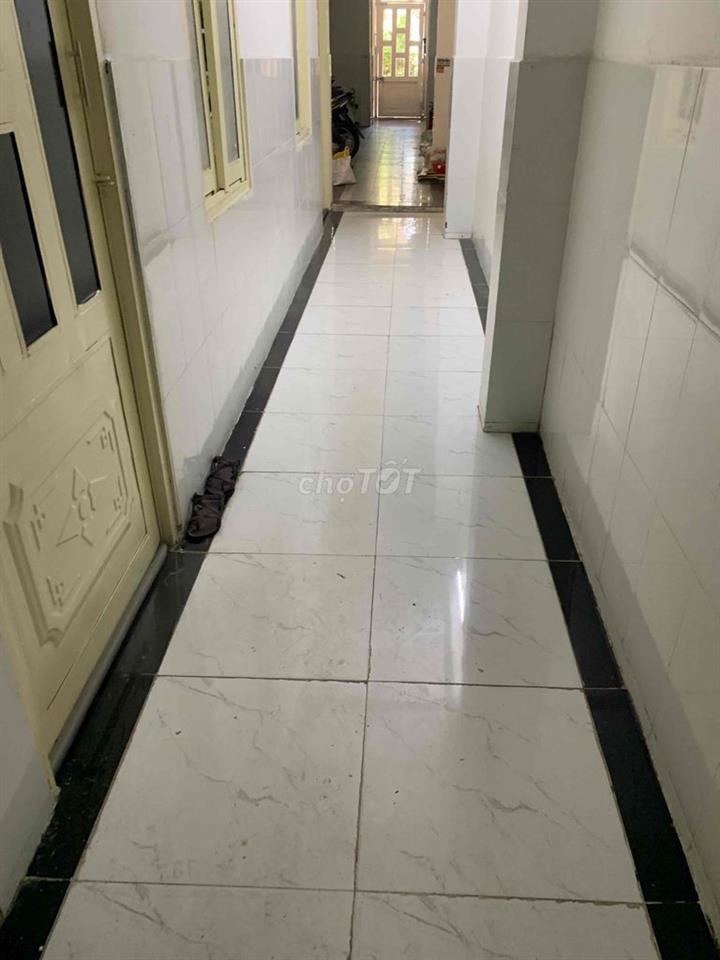 Phòng 48m2 hẻm 719 HTPhat Q7 cạnh Điện máy xanh
