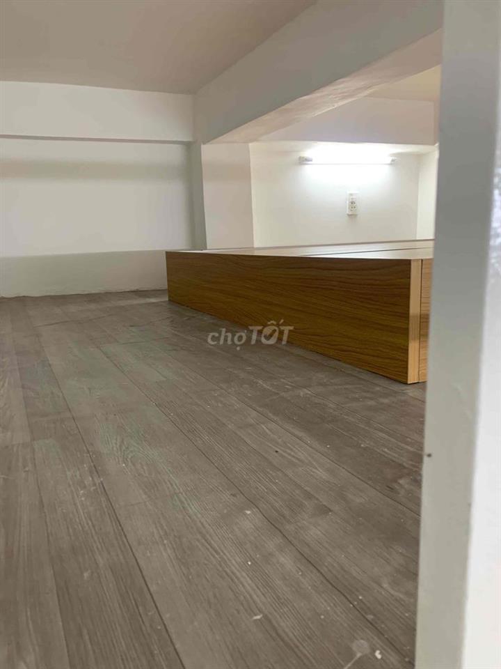 Phòng 48m2 hẻm 719 HTPhat Q7 cạnh Điện máy xanh