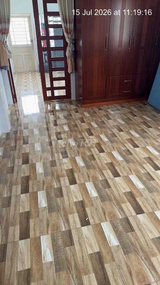 cho thuê phòng ở ghép.nhà vệ sinh ngoài .tầng 1