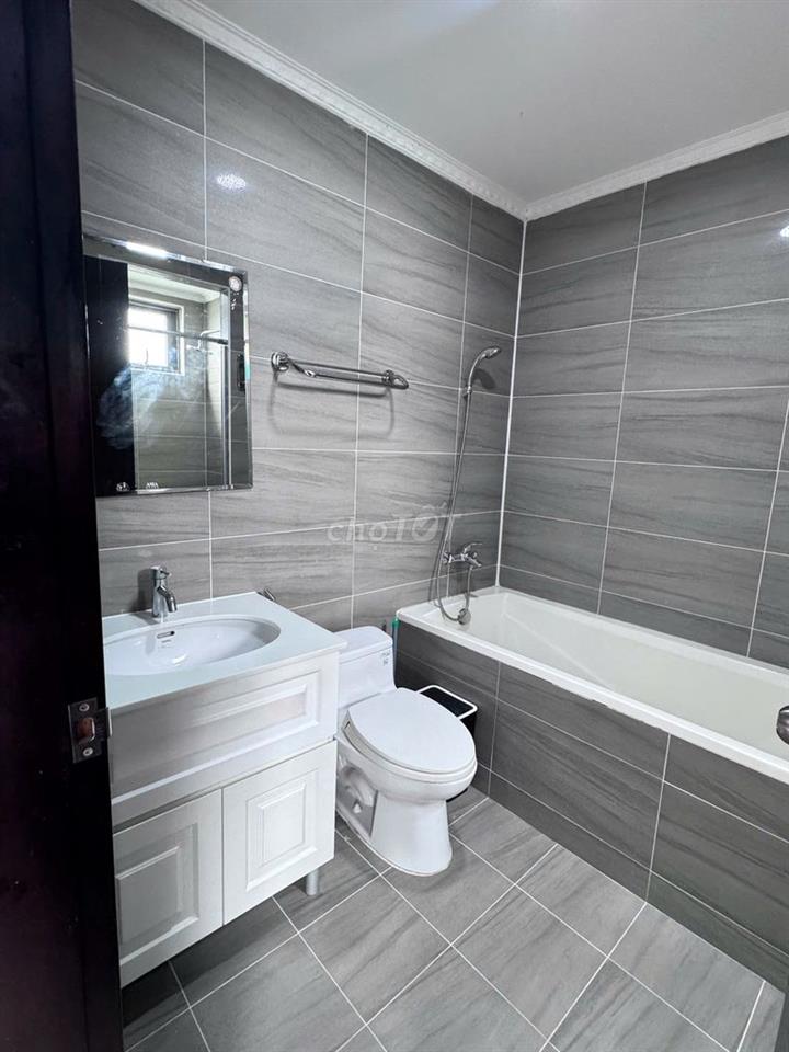 BÁN CĂN HỘ DOCKLANDS Q7 117m2, 3PN 2WC, full NỘI THẤT