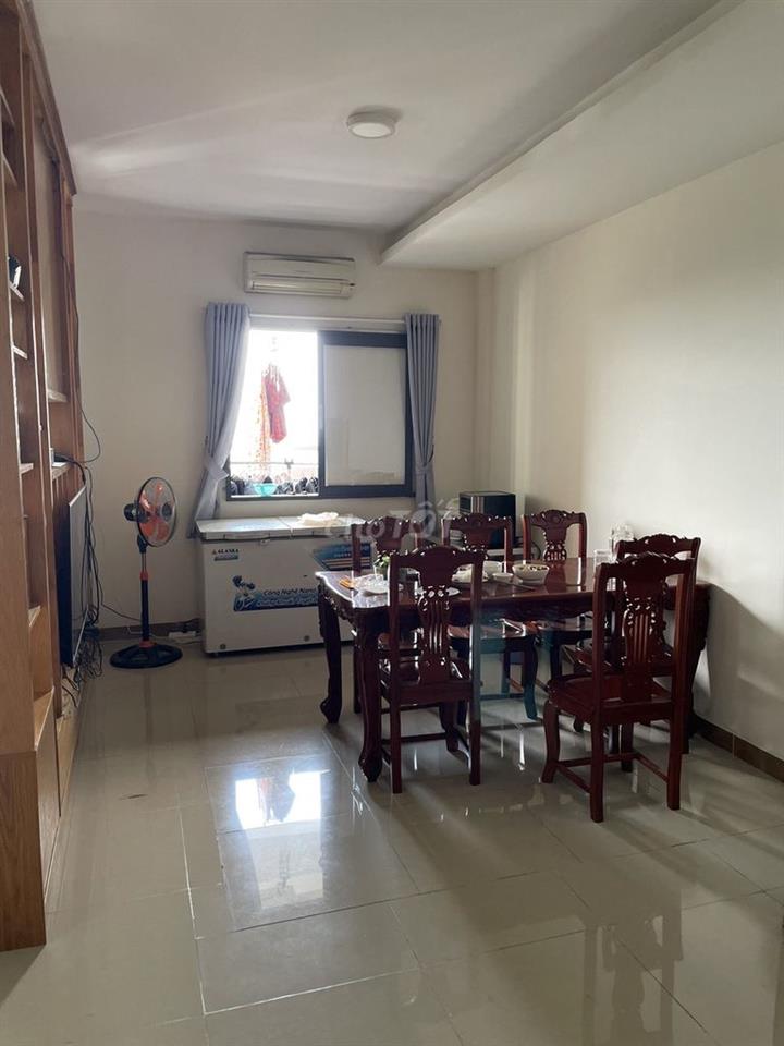 Cần bán gấp căn hộ tầng cao, view sông