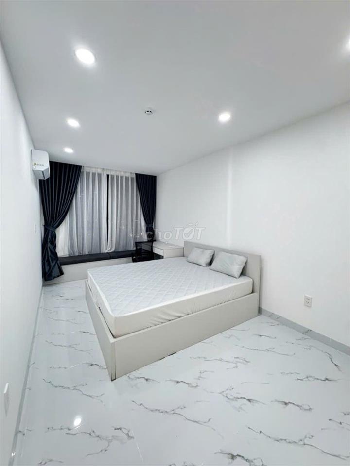 Kẹt ngân hàng bán CH 80m2 MT Nguyễn Văn Linh Q7-đối diện Rmit- 5,2 tỷ