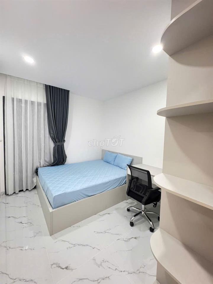 Kẹt ngân hàng bán CH 80m2 MT Nguyễn Văn Linh Q7-đối diện Rmit- 5,2 tỷ