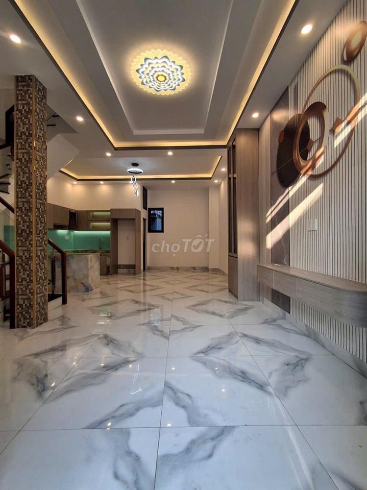 Bán Nhà Đẹp Quận 8 - 6m Ngang Hiếm Có - Nội Thất Đầy Đủ - Vào Ở Ngay