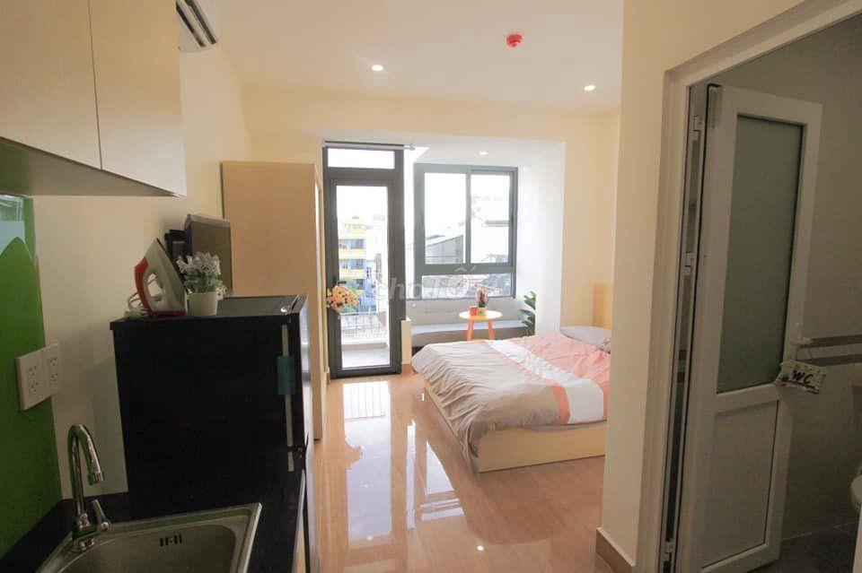 Cho thuê phòng gác - studio bancong full nội thất - ngay UFM, KCX, Q4