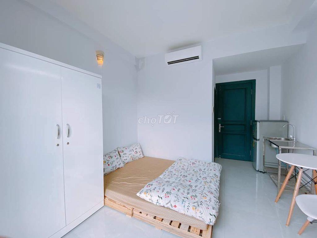 Cho thuê phòng bancong cửa sổ - Chợ Tân Mỹ, Q7