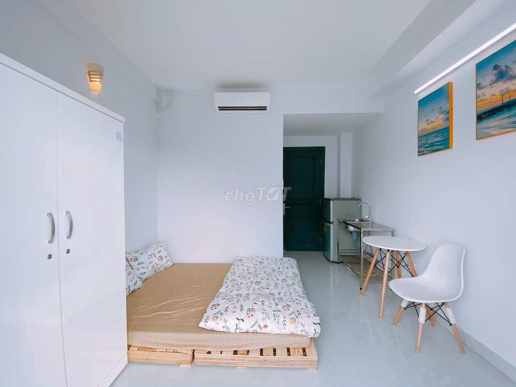 Cho thuê phòng bancong cửa sổ - Chợ Tân Mỹ, Q7