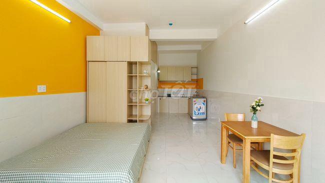 Phòng mới cửa sổ lớn, rộng rãi, ngay Huỳnh Tấn Phát gần KCX Tân Thuận