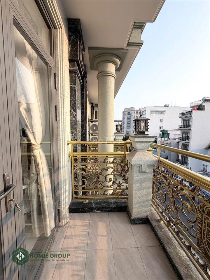 CH ban công view lầu 5, gió mát, ngắm trăng, xem pháo hoa Q7 Q4