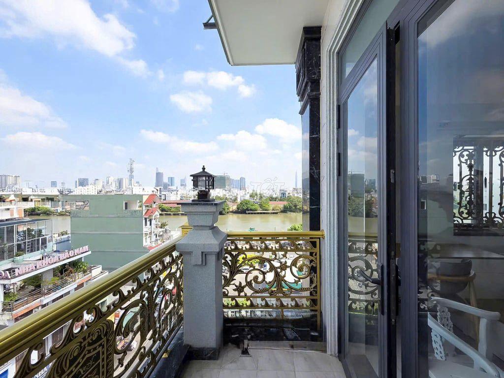 CH ban công view lầu 5, gió mát, ngắm trăng, xem pháo hoa Q7 Q4