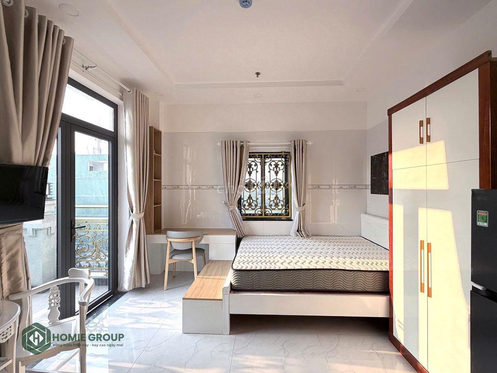 CH ban công view lầu 5, gió mát, ngắm trăng, xem pháo hoa Q7 Q4