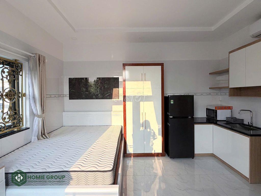 CH ban công view lầu 5, gió mát, ngắm trăng, xem pháo hoa Q7 Q4
