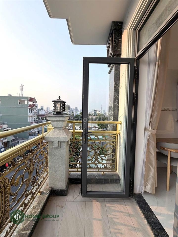 CH ban công view lầu 5, gió mát, ngắm trăng, xem pháo hoa Q7 Q4