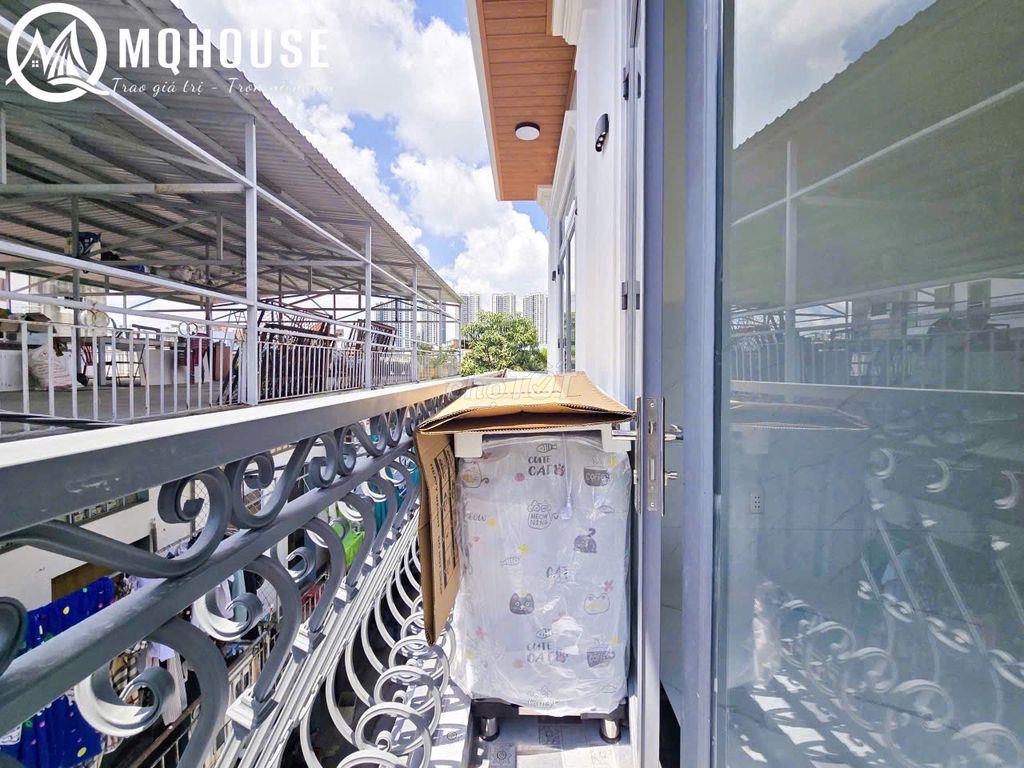 Cho thuê phòng duplex nguyên căn 50m2, ban công máy giặt ở HTP Q7