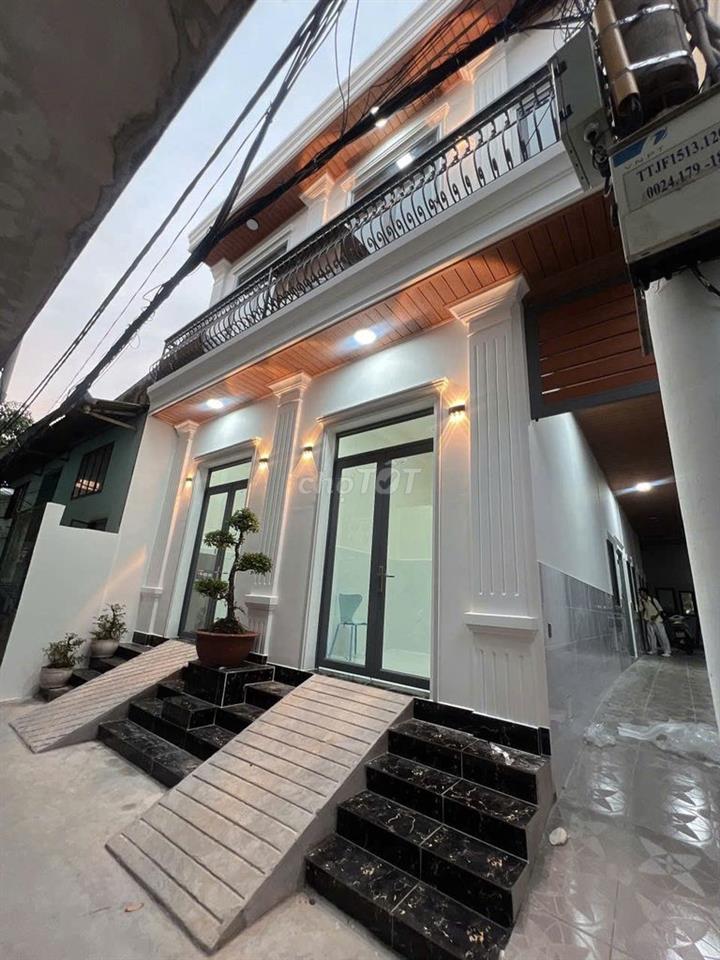 Cho thuê phòng duplex nguyên căn 50m2, ban công máy giặt ở HTP Q7