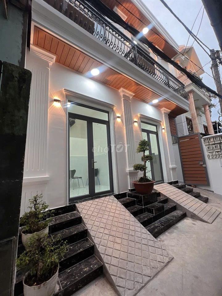 Cho thuê phòng duplex nguyên căn 50m2, ban công máy giặt ở HTP Q7