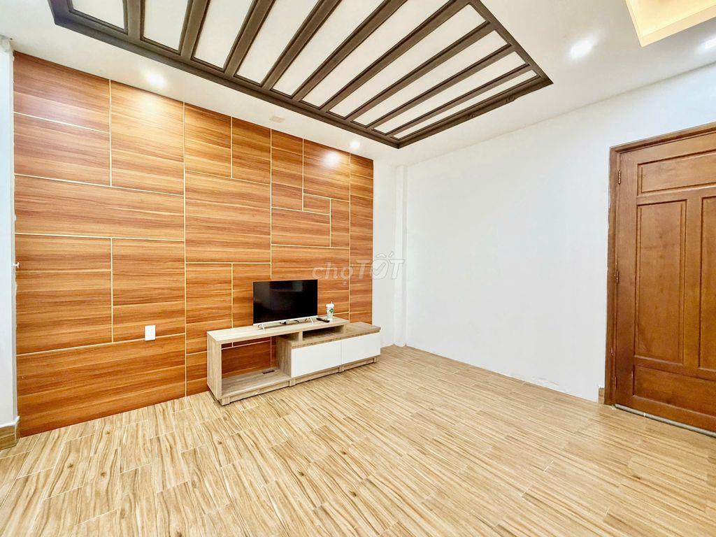 Phòng rộng, nội thất đẹp, máy giặt riêng ở KDC Nam Long, quận 7
