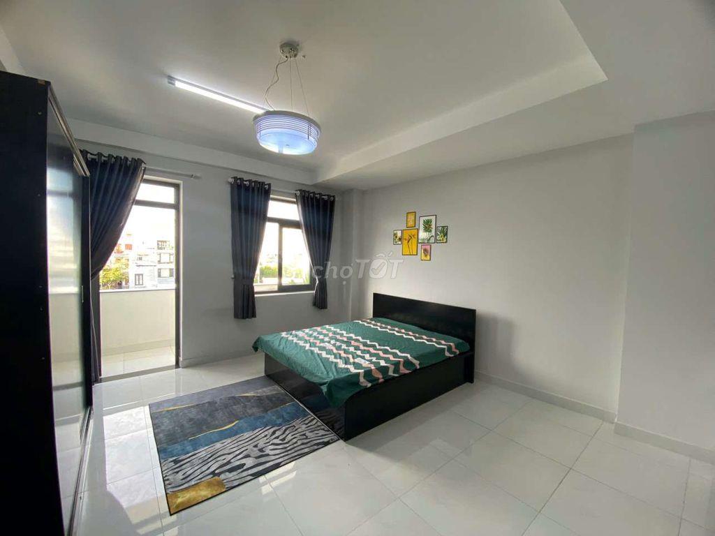 Phòng có ban công gần 40m2 máy giặt riêng, trống sẵn gần Lotte quận 7