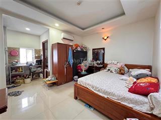 NHƯỢNG STUDIO FULL NT CỬA SỔ NGAY TRUNG TÂM TÂN QUY