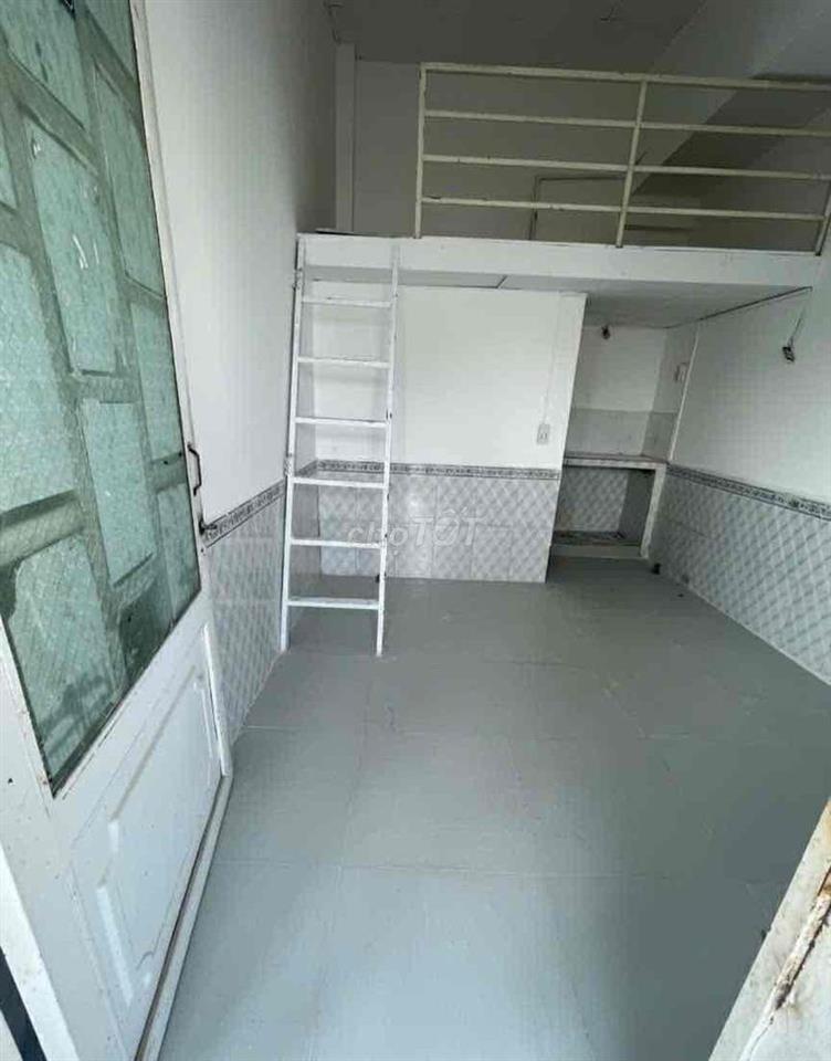 DUPLEX SINH VIÊN GÁC CAO PHÒNG RỘNG SIÊU THOÁNG NGAY TRUNG TÂM Q7