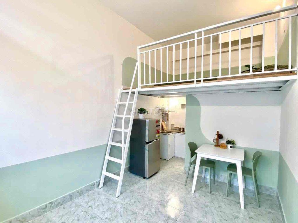 DUPLEX FULL NỘI THẤT GÁC CAO RỘNG PHÒNG MỚI NGAY TRUNG TÂM Q7