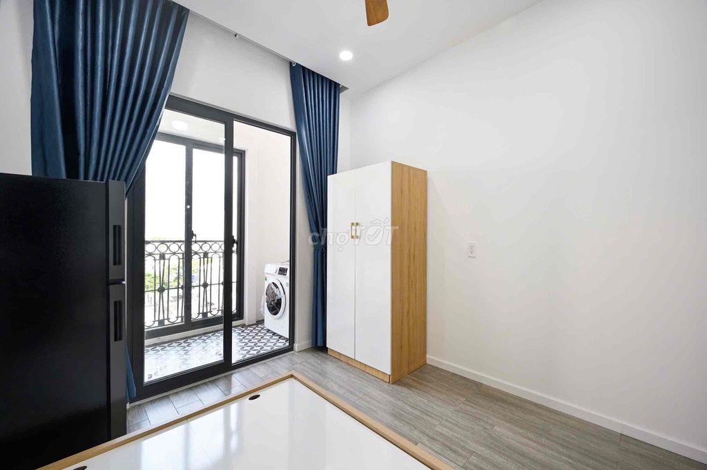 Cho Thuê Căn Hộ Studio Ban Công Full Nội Thất Cao Cấp Trung Tâm Quận 7